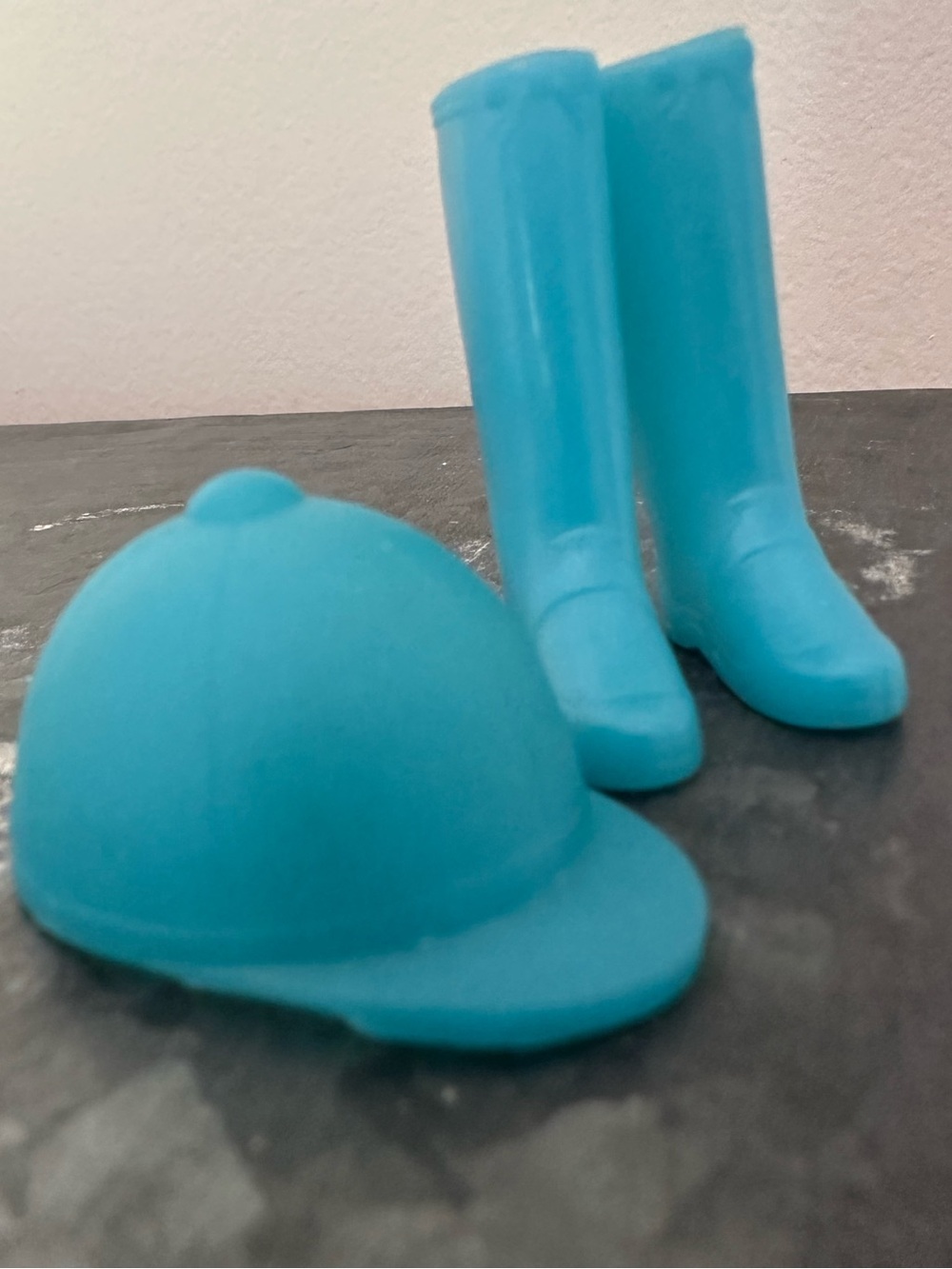 1968 Barbie Warm N Wonderful #1959 Skipper riding boots and hat cap Teal rubber